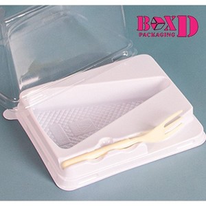 กล่องเค้กพร้อมส้อม ฐานสามเหลี่ยมฝาสูง (XX041) มี2แบบ ฐานแคบ ฐานกว้าง แพคละ 10 ใบ
