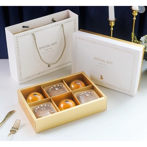 กล่องขนม 6ช่อง เซตกล่องพร้อมถุง ขนมไหว้พระจันทร์ 80กรัม Special gift (MOON99)