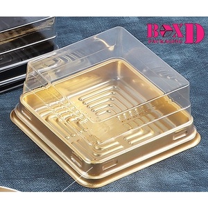 กล่องเบอเกอรี่ กล่องเค้ก เปี๊ยะ บราวนี่ ขนมปัง ฐานทอง ขนาด : 12*12*6 cm (ZZ027)