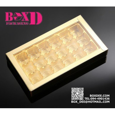 กล่องช็อคโกแลต 18 ช่อง พร้อมช่องพลาสติก A18 รหัส A18 | BoxDee