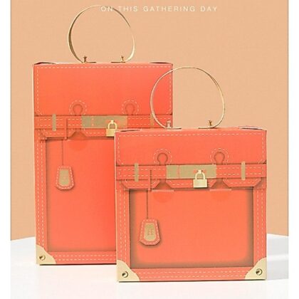 กล่องขนม แบ่ง4 ช่อง 6 ช่อง มีหูหิ้ว กล่องคุ๊กกี้ ไฮโซพรีเมี่ยม (MOON151)