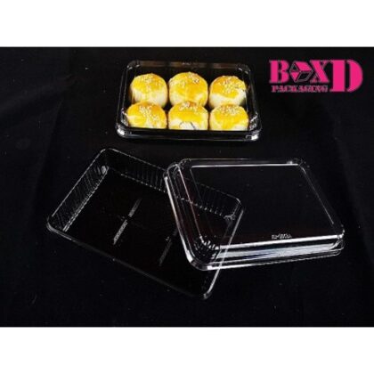 กล่องขนมพลาสติกฝาใส กล่องขนม  6 ชิ้น ฐานพลาสติกสีดำ (XX083)