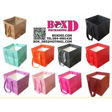 ถุงกระดาษหูหิ้ว ใหญ่ 28-44 ซม ใส่กล่องเค้ก 2-3 ปอนด์ กระเช้าของขวัญ ปีใหม่ ราคาต่อใบ 15x15x15-44x44x30 ซม T30