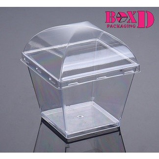 ถ้วยมูสใสทรงสี่เหลี่ยม พร้อมฝาทรงโดมเหลี่ยม แพค 20 ชิ้น 115/210 ml 6.5x4.5x5.2-6.2x7x6.5 ซม คาเฟ่ U02