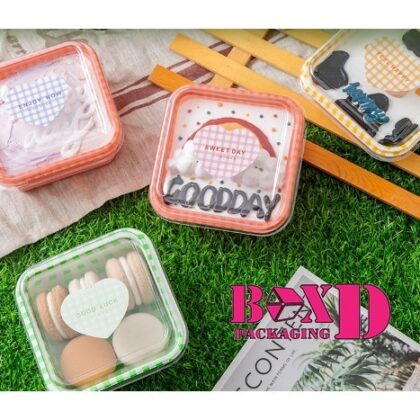 กล่องเค้ก cake box ลายสก็อต กล่องเกาหลี เค้กบ๊อกซ์พร้อมฝาปิด (แพค20 ชุด) ใส่ขนมสไตล์เกา 9x9 ซม ร้านเบเกอรี่ XX066
