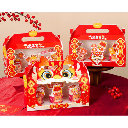 กล่องคัพเค้ก 3 ชิ้น กล่องตรุษจีน หน้าต่างหูจับ 26.5x9x13 ซม ของฝาก CNY93