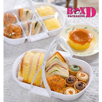 กล่องจัดเบรค เค้กหูหิ้วพลาสติก ฐานขาว แพค 10ใบ ใส่เค้ก 3/6 ช่อง 15x6.6x6-26x17x6 ซม ร้านเบเกอรี่ XX073