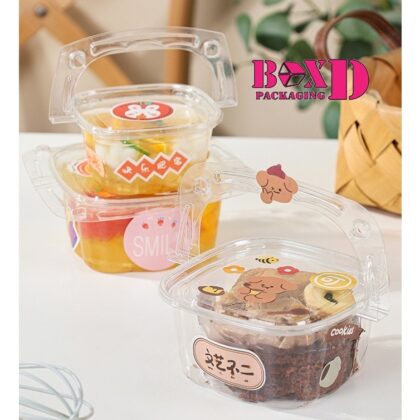 กล่องพลาสติกใส หูหิ้ว ขนาด230,500ml. แพค20ใบ 7.5x7.8x5-9.8x9.8x6 ซม ร้านเบเกอรี่ PVC48